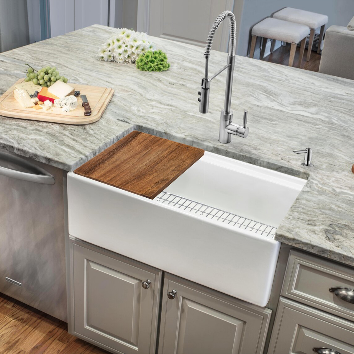 Aquacubic 30 inch Farmhouse Porcelain Fireclay Sink Deep Single Bowl White Apron-Front Ceramic Kitchen Workstations Sink
